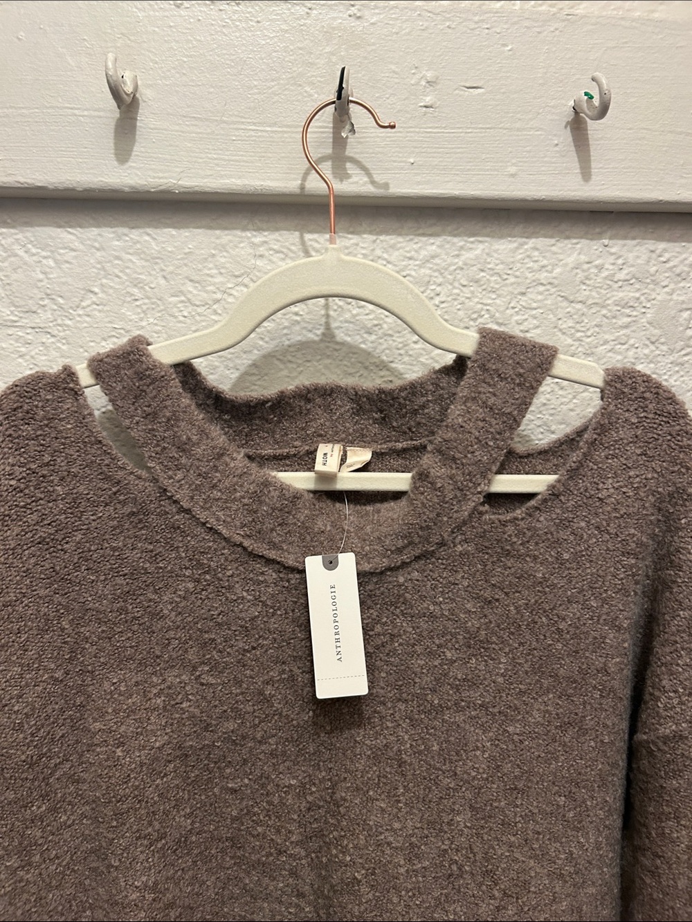⭐️ ANTHROPOLOGIE ⭐️MOTH NWT Taupe Cutout Detail Crewneck Sweater - Picture 5 of 9